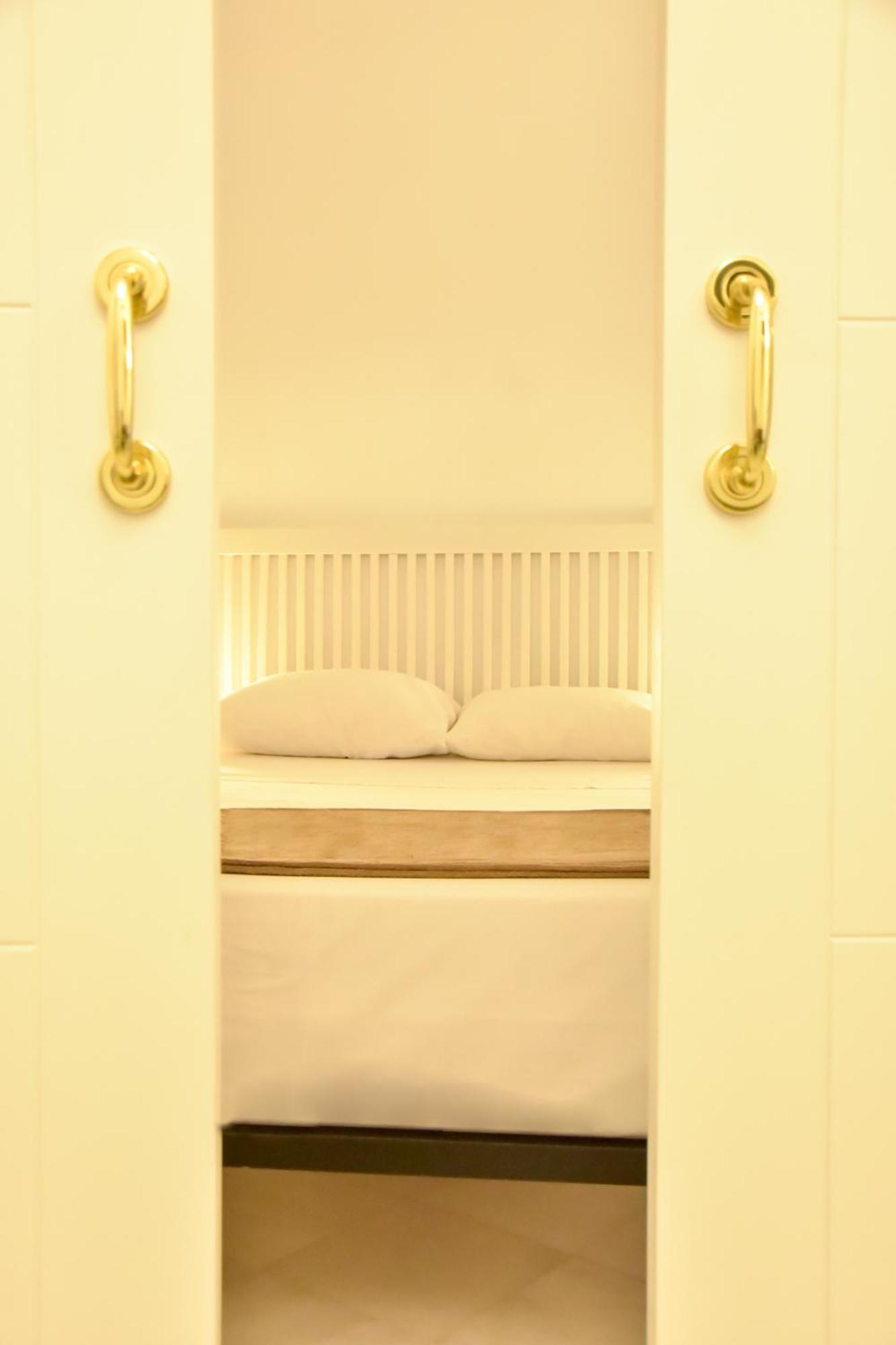 New! Boutique | Only Adults Apartment Sevilla